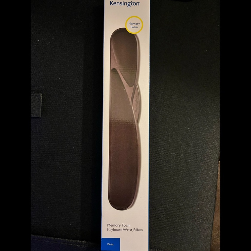 KENSINGTON MEMORY FOAM WRIST REST